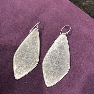 Silpada Etched effect earrings